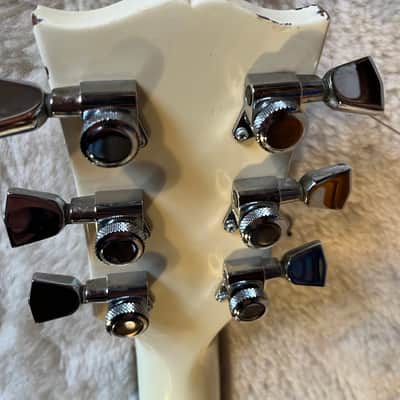 Gibson Buckethead Signature Les Paul 2009 - 2011 - Alpine White image 4