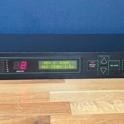 Yamaha SPX90 II Digital Sound Processor - Black