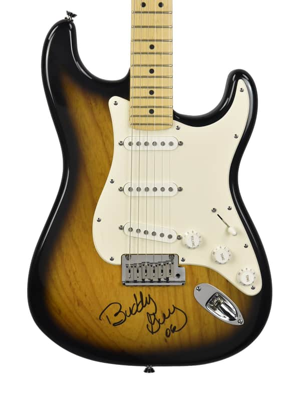 Used 2004 Fender 50th Anniversary American Stratocaster w/Buddy Guy Signature in 2-Color Sunburst Z3232108