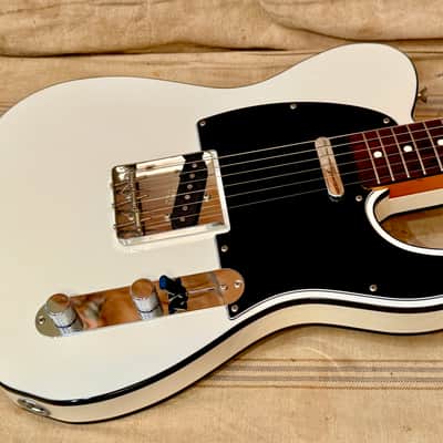 Fender MIJ Traditional 60's Telecaster Custom 2017 - Arctic White image 13