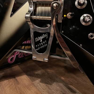 Epiphone Flying V '70s 2026 - Present - Silverburst image 3