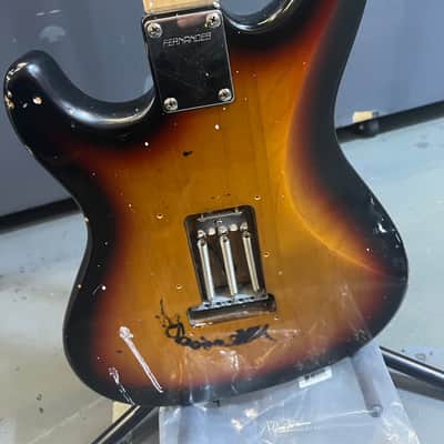 Fernandes Strat image 10