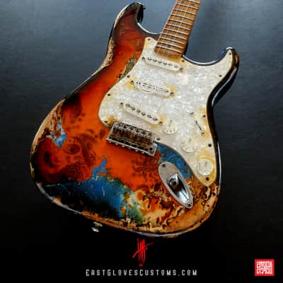 Fender Stratocaster 50th Anniversary Deluxe Series Sunburst Paisley/Pelham Blue Heavy Relic image 2