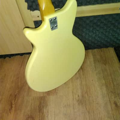 Framus Junior Bass Guitar image 5