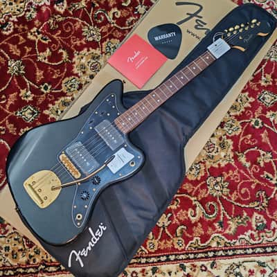 *NEW IN BOX* 2026 Fender Japan Limited Edition Traditional Collection, 60's Jazzmaster Black Pearl Gold with Matching Headstock, MIJ JD26 image 1