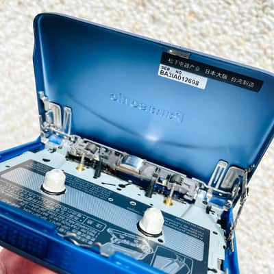 Panasonic SX56 Walkman Cassette Player, Excellent Blue ! Working ! image 7