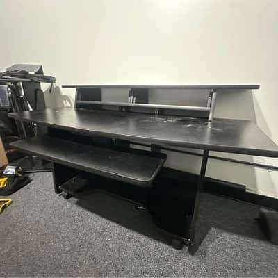 Omnirax Presto 4 Studio Desk Black 2011 - Black image 3