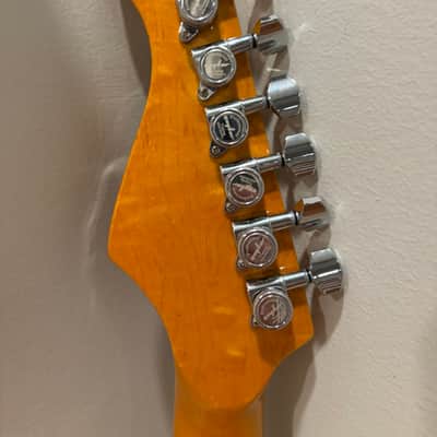 Unbranded Strat-style hardtail - Red sparkle image 4