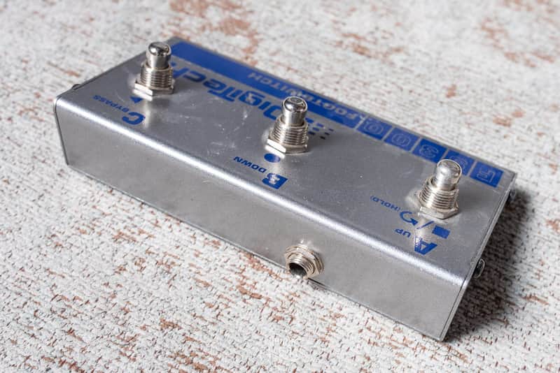 DigiTech FS300 3-Button Multi-Function Footswitch image 2