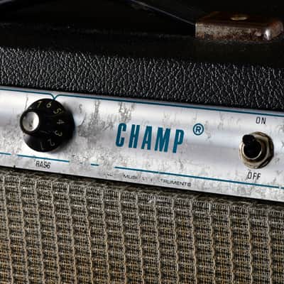 Fender Champ Silverface 6-Watt 1x8" Guitar Combo image 5