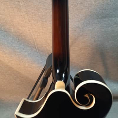 Ibanez M522SDVS Sitka Spruce / Flamed Maple F-Style Mandolin 2024 - Dark Violin Sunburst image 8