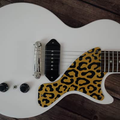 Epiphone Billie Joe Armstrong Signature Les Paul Junior Set Neck Classic White image 5