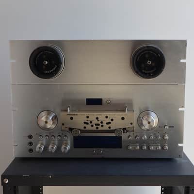 Pioneer RT-909 4-Track Stereo 1/4" Reel-to-Reel Tape Deck 1979 - 1984 - Silver image 1