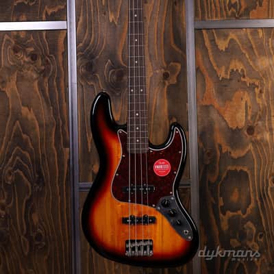 Squier Classic Vibe 60's Jazz Bass 3-Color Sunburst image 2