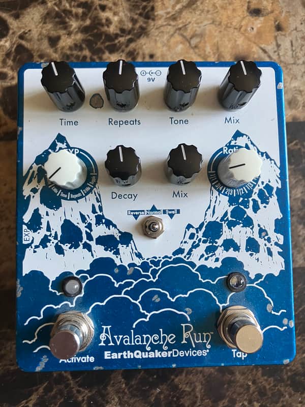EarthQuaker Devices Avalanche Run Stereo Reverb & Delay with Tap Tempo V2 2018 - Present - Various image 1