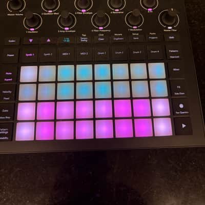 EXCELLENT Novation Circuit Tracks Groovebox image 1