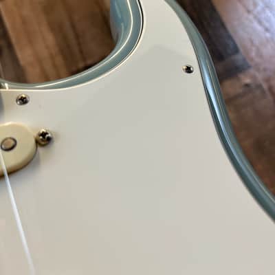 Fender American Professional Stratocaster with Rosewood Fretboard 2017 - 2019 - Sonic Grey- Electric Guitar w/Hard shell case image 19