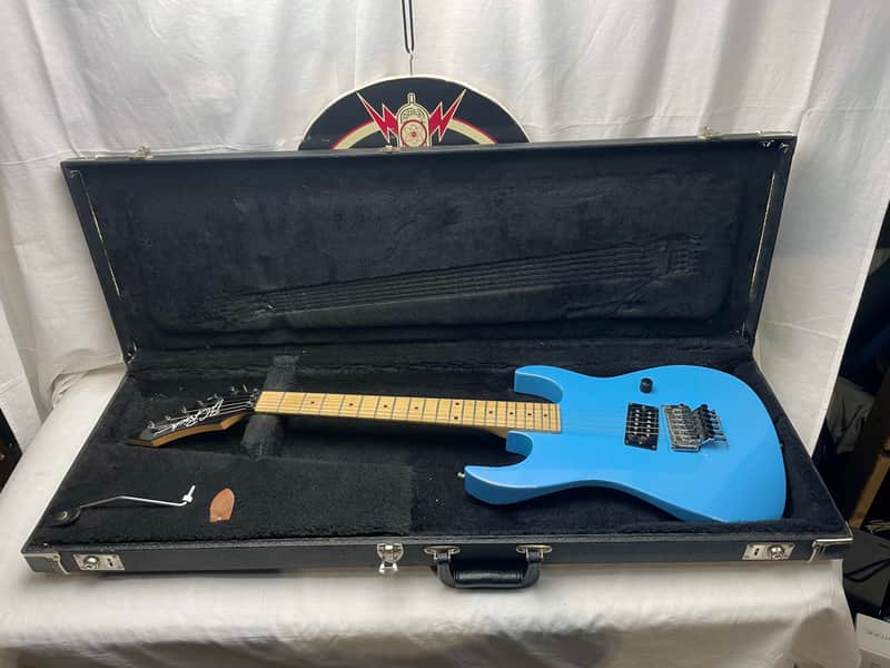 B.C. Rich bc USA Gunslinger Guitar with Case 1980s - Refinished image 1