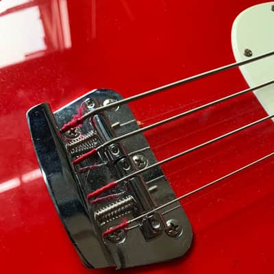 Squier Affinity Bronco Bass 1998 - 2021 - Torino Red image 7