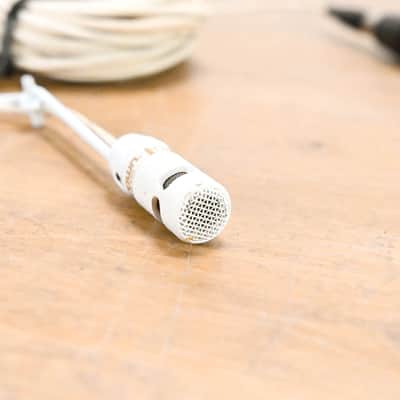Crown CM-31W Mini Supercardioid Condenser Hanging Mic w/ Inline Preamp CG011AG image 8