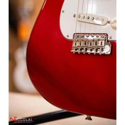 FENDER American Vintage II 1965 Stratocaster, Round-Lam Rosewood Fingerboard, Candy Apple Red image 14