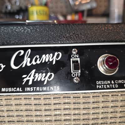 Fender Vibro Champ 1966 - Black Vinyl image 7