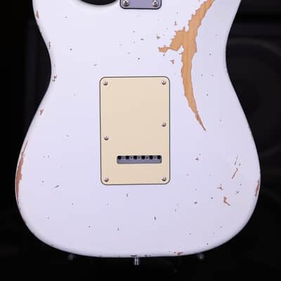 Dhatarattha HSS Strat-Style – White Nitro Relic image 11