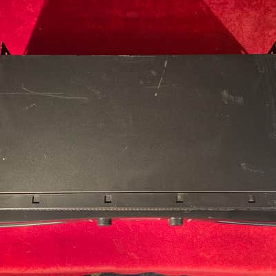 Crown XLS-2002 2-Channel 650w Power Amplifier #2 image 5