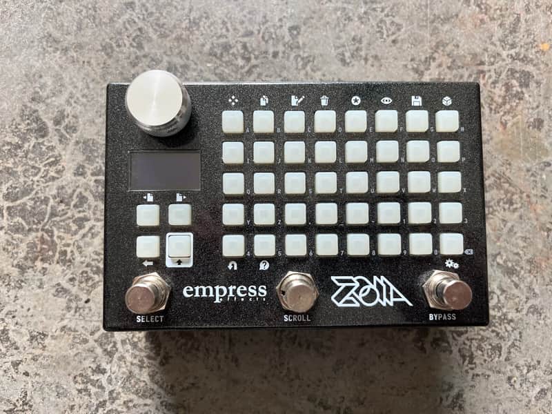 Empress Zoia Compact Grid Controller