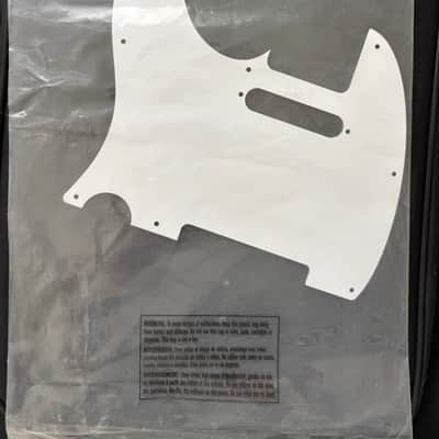 Fender Telecaster Pickguard Pearloid White 3-Ply image 2