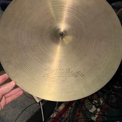 Zildjian Avedis 18" Crash image 3