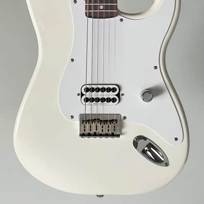 Squier Tom Delonge Stratocaster - Olympic White image 3