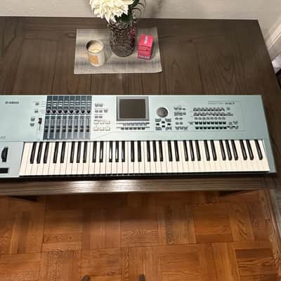 Yamaha Motif XS 7 Production Synthesizer w/ additional sounds via USB Stick image 2