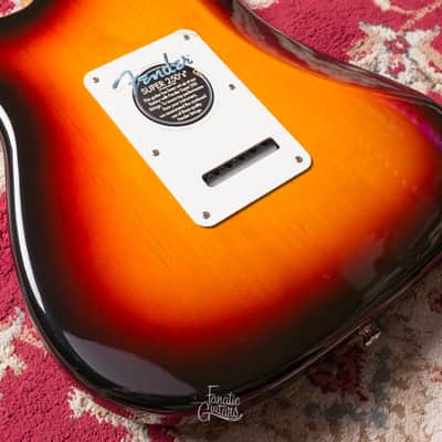 Fender Classic Player '60s Stratocaster - 3-Color Sunburst #MZ7017045 Second Hand image 15