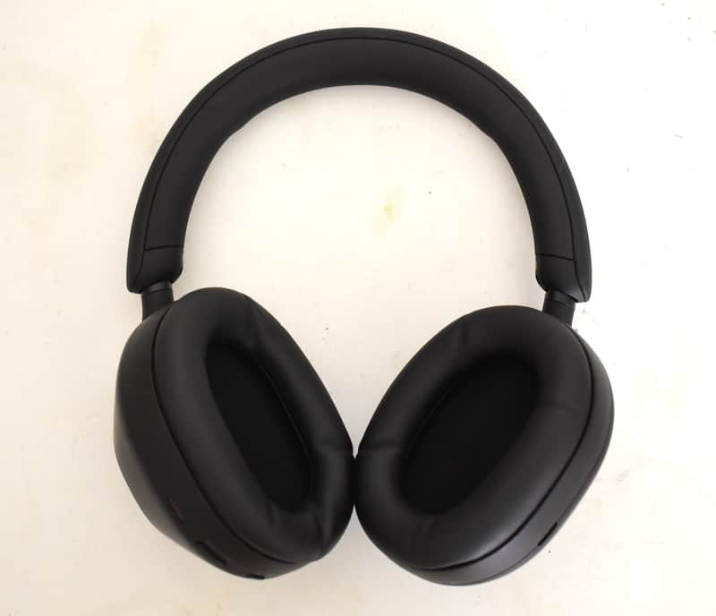 Sony WH-1000XM5 Wireless Noise-Canceling Over-the-Ear Headphones - Black image 1