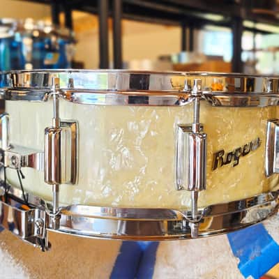 Rogers Dyna-sonic mid 1960's - White Marine pearl image 2