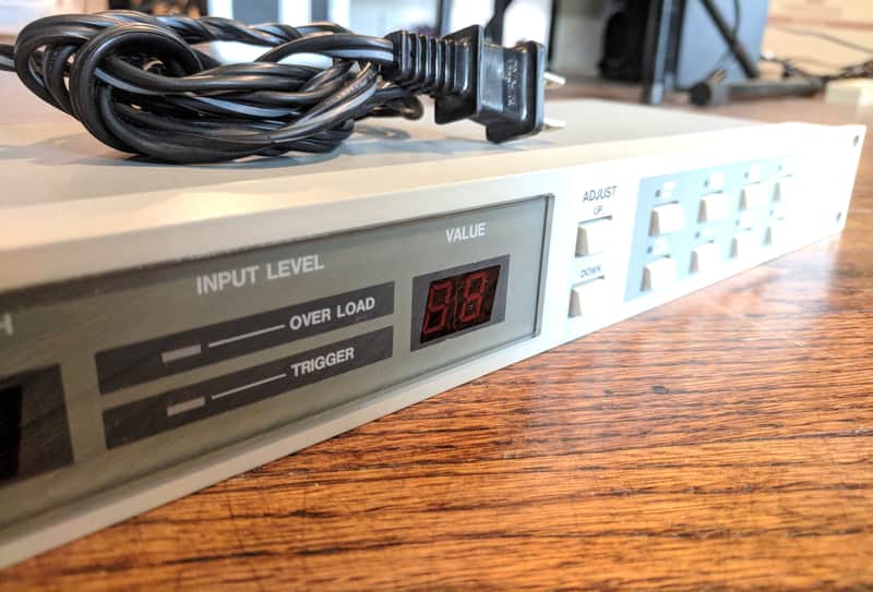 Akai ME35T audio/MIDI trigger | Reverb Canada