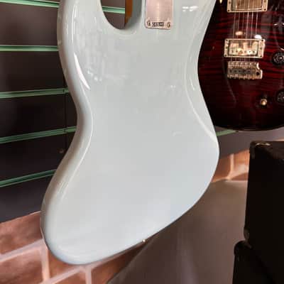 Fender Vintera III Early '60s Sonic Blue 2026 Jazz Bass image 14