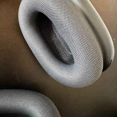 Apple AirPods Max (USB-C) - Midnight+Apple Warranty image 8