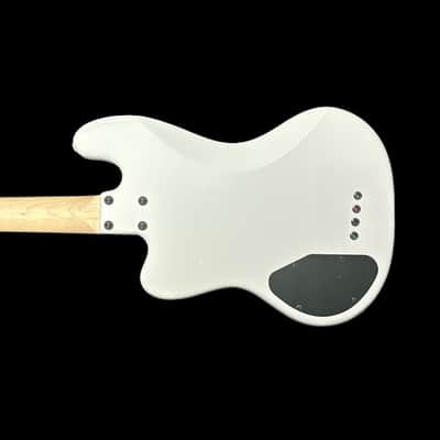 Lakland Skyline Decade Bass. White Gloss / Rosewood *In Stock* image 2