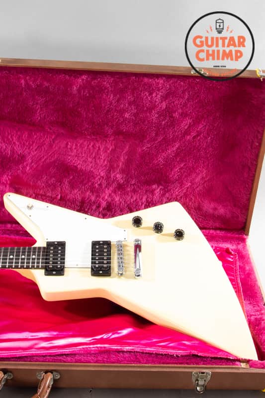 1997 Gibson Explorer ’76 Reissue – Classic White | Original Case | Vintage Patina