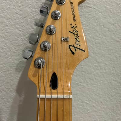 Fender Players Series Stratocaster 2018 HSH - Black image 12