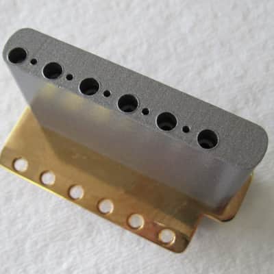 Fender Original Vintage Stratocaster Tremolo Assembly Gold 0992049200 image 3