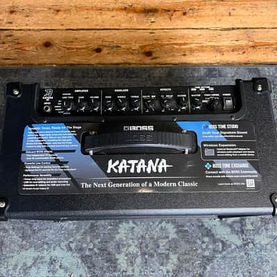 BOSS Katana-50 Gen 3 Electric Guitar Modelling Amplifier 1x12" Combo image 3