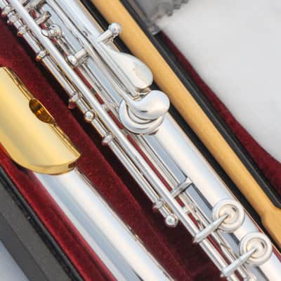 Yamaha YFL-581H (now 687H) Professional Flute All Silver Open-hole *Made in Japan *Cleaned & Serviced image 11