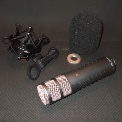 RODE Procaster Cardioid Dynamic Broadcast Microphone 2009 - Present - Black image 6