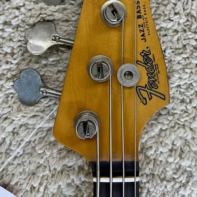 Fender Flea RHCP Signature 4-String Electric Jazz Bass , Shell Pink with DLX Bag image 6