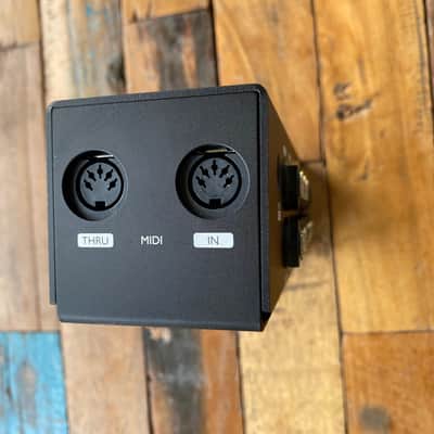 Morningstar Engineering ML10X Matrix Loop Switcher 2024 - Present - Black image 5