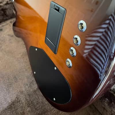Lakland 44-14 Three Tone Sunburst, John East Preamp, Nordstrand, Bartolini Pickups image 9