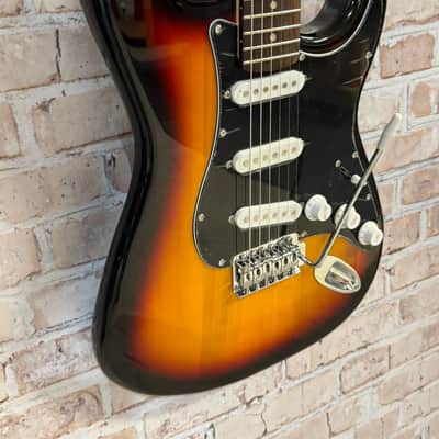 Aria Pro II STG-003 Electric Guitar - 3 Tone Sunburst image 2